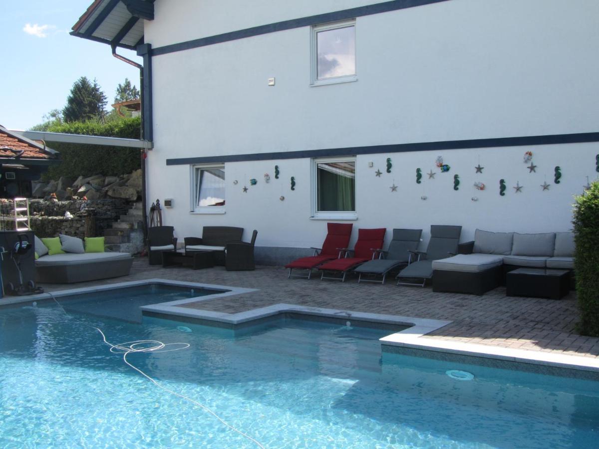 Apartamento Marienstrasse Neukirchen vorm Wald Exterior foto
