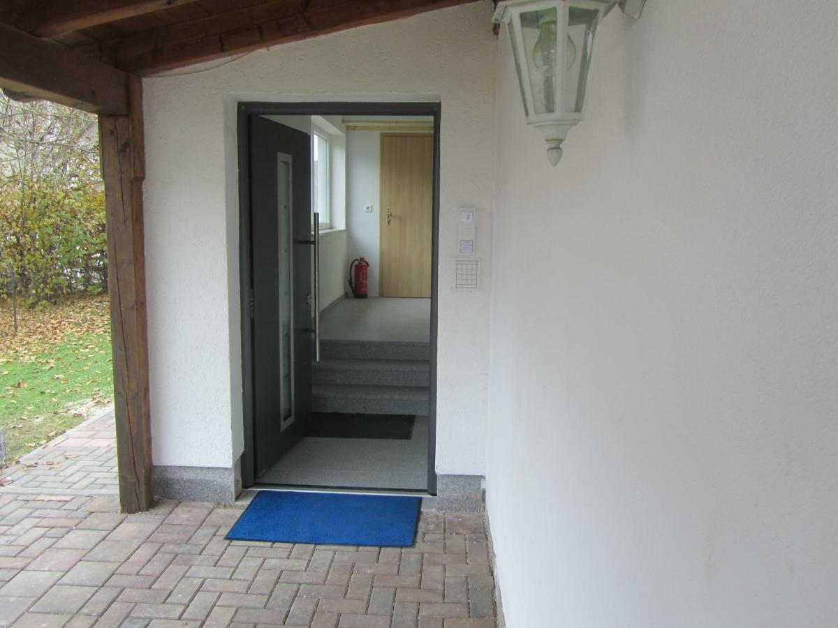 Apartamento Marienstrasse Neukirchen vorm Wald Exterior foto